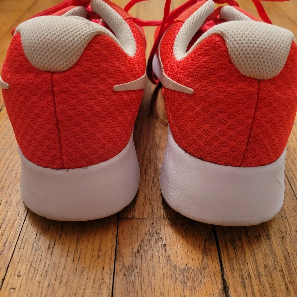 Nike Tanjun 10 Pink White Running Shoes 812655-602‎ Athletic Sports Outdoors